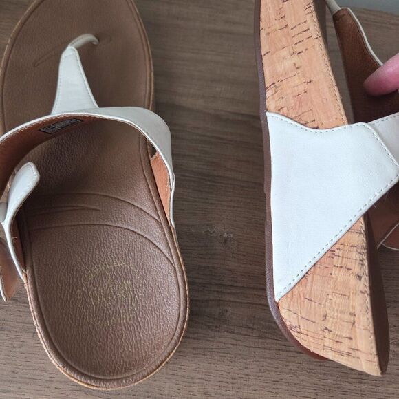 EUC FITFLOP WHITE LEATHER UPPER COMFY SLIPPERS SIZE 9 - Picture 8 of 15